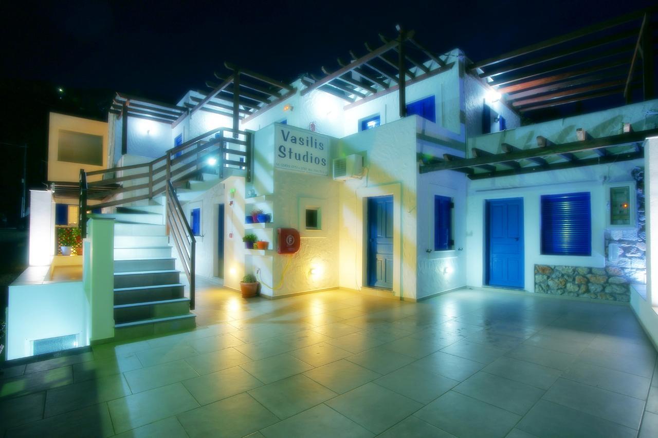 Vasilis Studios Myrties エクステリア 写真